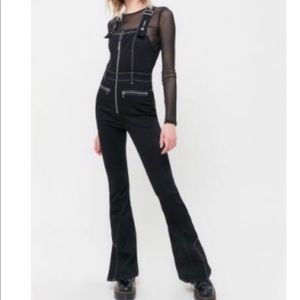 Urban Outfitter Women’s Black Overall Medium- NWT